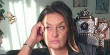 “ასეთი რა გაგიჭირდა, შვილო?!… ვერ ხვდები, რომ ეს ქათამი გეკაიფება?!” – ხათუნა ხოფერია