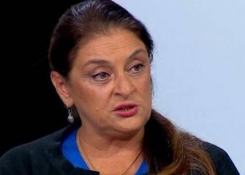 „ე, ბიჭო, რას წვალობთ, რას იჭინთებით! ეს რა უბედურება დაგემართათ!“ – ხათუნა ხოფერია