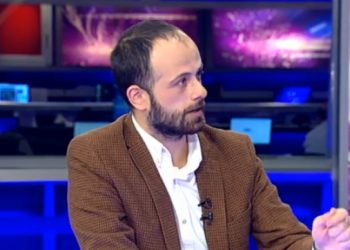 „ოცნებამ წინა ხელისუფლების მსახურები საკუთარ მსახურებად დაიყენა… სად ვცხოვრობთ?“ – ვახუშტი მენაბდე