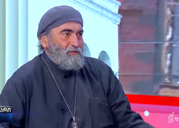 “ეს ყველაფერი არის ეშმაკიდან, აქ დიდი ფულია, ეკლესიაში მძლავრობს მე-5 კოლონა” – დეკანოზი ზაზა თევზაძე
