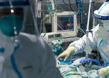 “…ელაპარაკე შენ შვილს, უთხარი, რომ გადარჩები!..  ვერ მოვასწარი სახელის დარქმევა – მპასუხობს ძალაგამოლეული” – კოვიდისტორიები რეანიმიაციიდან