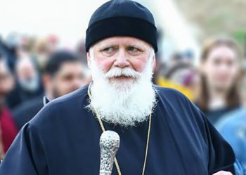 “პიპიიპ, ხელით გეხები კი არა, დავაპიპინე…” – მეუფე ანტონი ჟურნალისტს