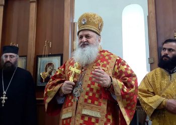 “კიდევ კარგად გადარჩით თქვენ… ჯალალედინს და აღა-მაჰმად-ხანს არ უკადრებია ეს, რასაც ეს ბინძური ევროპა და ამერიკის ელჩი კადრულობს…” – მეუფე სპირიდონი