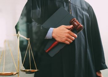 პარლამენტმა 6 მოსამართლე უვადოდ დანიშნა – სია