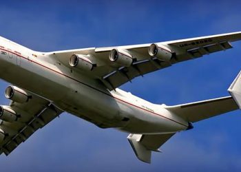 (ფოტო) – რადარიდან გამქრალი თვითმფრინავის ნამსხვრევები იპოვნეს – “არავინ გადარჩენილა”