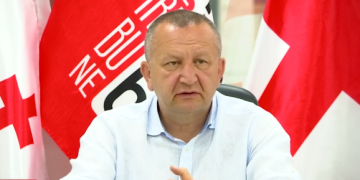 „ეს ბერკეტი თუ ამუშავდა, ერთ დღეში ლარის კურსი დოლართან ერთი ხუთთან გახდება და შესაძლოა, ეს 5 მოგვენატროს კიდეც“ – დავით ჭიჭინაძე