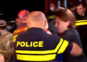 „ოცნების” ოფისთან პოლიციასა და აქტივისტებს შორის დაპირისპირება მოხდა