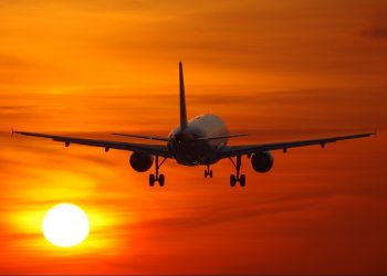 ისრაელი საქართველოს მიმართულებით ფრენებს აჩერებს