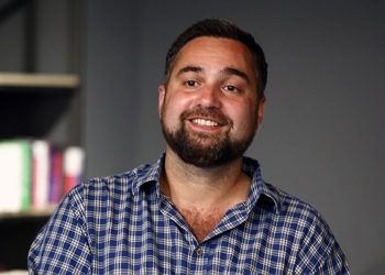 “საქართველოსთან მიმართებაში მიშელი ოპტიმისტია, გაიძვერობს, თუ ცოტა წაუდებილებს ?” – არჩილ გამზარდია