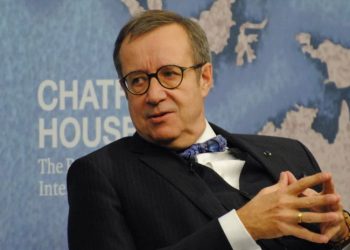 “რა ჯანდაბა უნდა ევროკავშირის დროშას საქართველოს მთავრობის პრესკონფერენციაზე?” – თომას ილვესი