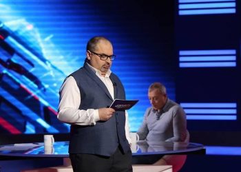 “7-დან 22 ივლისამდე ჟურნალისტები ამ აბსურდს ხან თვალახვეულები, ხან საყვირებით, ხანაც გაზეთების ცარიელი თავფურცლებიდან აპროტესტებდნენ” – ირაკლი აბსანძე