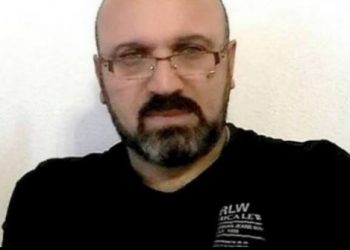 “ქვეყანას, რომელსაც პრემიერად ჰყავს ღარიბაშვილი,სულიერ მესაჭედ – იობი,იაკობი,ამ ქვეყნის ერი გონებრივად ჯანმრთელია?!”