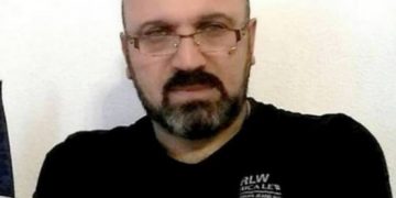 “ქვეყანას, რომელსაც პრემიერად ჰყავს ღარიბაშვილი,სულიერ მესაჭედ – იობი,იაკობი,ამ ქვეყნის ერი გონებრივად ჯანმრთელია?!”