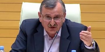 “მთავრობამ ხელი შეუწყო მეოთხე ტალღის რამდენიმე თვით ადრე დადგომას…” – რომან გოცირიძე