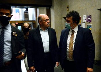 ტრამპის ფინანსისტი ალენ ვეისელბერგი პროკურორებს ჩაბარდა – დეტალები