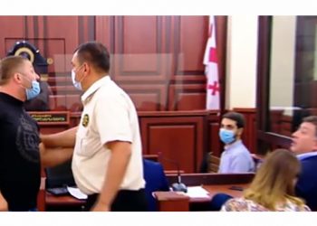 (ვიდეო) – “ხომ გცემე? ხომ ხარ ნაცემი? ხოდა, “დავაი”  კუდამოძუებულმა დაახვიე აქედან” – გიგი უგულავას სასამართლო პროცესი