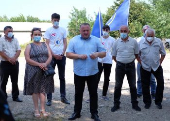 ,,ქართული ოცნების” ჭიათურის მერობის კანდიდატი მოსახლეობასთან შეხვედრებს აგრძელებს