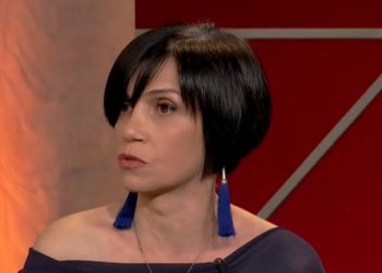 “თურმე ვაქცინა დაგვიანდა, თურმე თურმე თურმე!!! მიზეზი არ გელევათ!!!” – ნუკა არველაძე