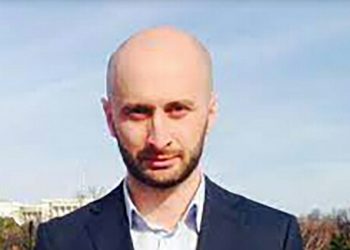 “ბოდიში, ვერ დავაბრუნე P.S.” – გურამ როგავა “რუსთავი2”-ს ტოვებს