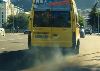 ბოლო 1 წელიწადში ტექინსპექტირებაზე ავტობუსებისა და მიკროავტობუსების 15% გამოცხადდა – კვლევა