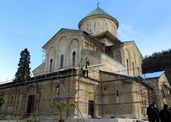 UNESCO გელათზე: მოხატულობების და ქვების დაზიანებები ლახავს ძეგლის უნივერსალურ ღირებულებას