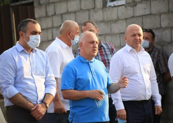 მცხეთის მერობის კანდიდატი დიმიტრი ზურაბიშვილი წეროვანში ახალგორის, ლიახვისა და ფრონის ხეობის მოსახლეობას შეხვდა