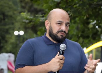 „ქართული ოცნების“ ოზურგეთის მერობის კანდიდატმა, ახალგაზრდებს სპორტის განვითარების პროგრამა წარუდგინა