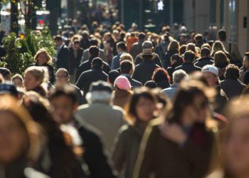 ქვეყანა არასწორი მიმართულებით ვითარდება – მოსახლეობის 62% – IRI