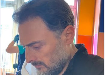 “შესაძლოა, რაც მჭირს, შემთხვევითი არ არის… ბევრი ვიფიქრე, მომეყოლა ეს, თუ არა…  ქვეყანას მოსდო ამბავი ჩემი მოწამვლისა, საიდან და რა იცოდა?” – ლევან ვასაძე