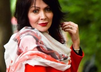 “ნახეთ რა ხდება საბერძნეთში, თურქეთში, ვაქცინისტიც და ანტივაქცინისტიც ერთ ცეცხლში იწვის და ერთად გარბიან!” – ანა-კოლ შიმშილაშვილი