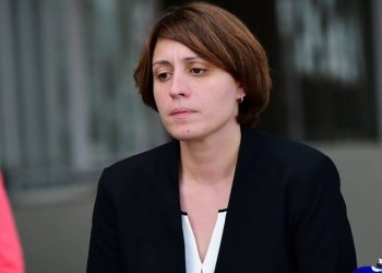 “დილით 10-ზე პოლიცია ჩემ შვილს ურეკავს…” – ელენე ხოშტარია