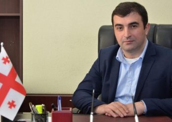 რუსთავის საკრებულოს თავმჯდომარე “ქართულ ოცნებას” ტოვებს