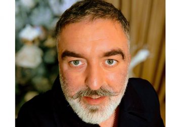 “არ უნდა ვიღაცას გაიკეთოს აცრა, მისი ნებაა, მაგრამ შენ რატო ატყუებ, რატო ბოროტობ, რატო შეგყავს ხალხი შეცდომაში”