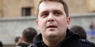 “გინდათ ანტივაქსერი მეძახეთ და გინდათ ბნელი, გამყრელიძე და იმნაძე სულ რომ შარვლიდან ამოხტნენ, მაგარი მკიდია” – ლადო სადღობელაშვილი