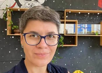 “იმას მიეცეს ჩვენი ცოდვა, ვინც პირველად თქვა, აცრილი ისევე ავრცელებს ვირუსს, როგორც აუცრელიო და დამაზუსტებელი ინფორმაცია არ მოაყოლა” – ნანა დიხამინჯია