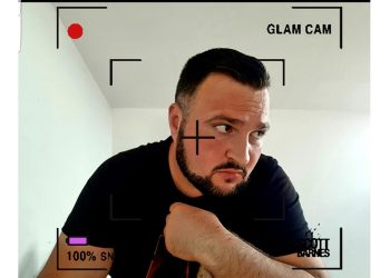 (ვიდეო) – „პირდაპირ ვაცხადებ, არ მჯერა, რომ 8 თვის წინ, მამაჩემი ბუნებრივი სიკვდილით მოკვდა! მაქვს საფუძველი ვიფიქრო, რომ ამაში ჩარეული იყო ტიკარაძე და გამყრელიძე!“ – სკანდალური ინტერვიუ საფრანგეთიდან