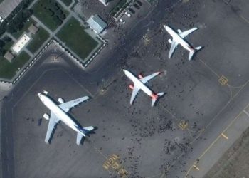 უცნობმა პირებმა გაიტაცეს თვითმფრინავი, რომელსაც ქაბულიდან უკრაინის მოქალაქეები უნდა გამოეყვანა