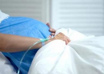 47 წლის კოვიდინფიცირებული ქალი ტყუპების დედა გახდა – დეტალები