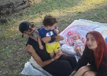 “ზომ­ბი აპო­კა­ლიფსს” ჰგავს, “ბალ­ნოი ბა­ზა­რია”, მა­პა­ტი­ეთ შვი­ლე­ბო, გი­ჟე­ბის ქვე­ყა­ნა­ში რომ გა­გა­ჩი­ნეთ…” – გიორგი ყიფშიძე