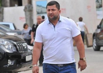 ზურაბ ზვიადაური დააკავეს