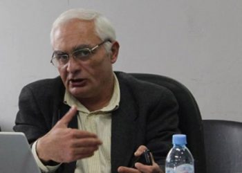 “იგივე გაცვეთილ „პლასტინკას“ ხრინწიანად ატრიალებენ, რაც ბოლოსა მათ გრამაფონსაც გაჭედავს!” – დავით ზარდიაშვილი