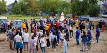 სამგორის მაჟორიტარი დეპუტატობის კანდიდატი რევაზ სოხაძე, ამჯერადაც ვარკეთილის მესამე მასივში, ელდარის ქუჩის და ჯავახეთის ქუჩის მაცხოვრებლებს შეხვდა