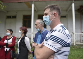 ონის მუნიციპალიტეტის მერობის კანდიდატი სერგო ხიდეშელი, ზემო და ქვემო უწერის მოსახლეობას შეხვდა