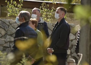 სერგო ხიდეშელმა ქალაქ ონის მოსახლეობასთან შეხვედრები დაასრულა