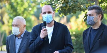 ირაკლი ხელაძე ნაძალადევის რაიონში მცხოვრებ ომის ვეტერანებს შეხვდა