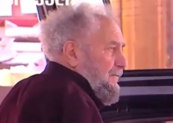 (ვიდეო) – “არ მჯერა ამ მთავრობის, ყველას დედა ვატირე… ყველა სატანაა” – ღვთისმშობლის ტაძრის მღვდელი