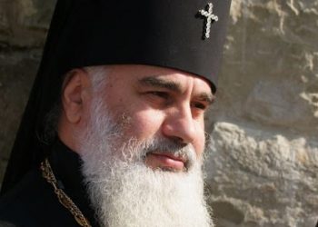 +18 – ჩანაწერებში მეუფე სერაფიმე ამბობს, რომ ბავშვს აკოცა – ფაილებით, შემჩნეულია პედოფილიაში?