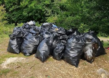 ,,გამოყავით ურნები მდინარე ჭიშურას ყველაზე დაბინძურებად ტერიტორიაზე”