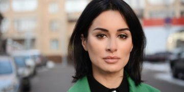 თინა კანდელაკი “გაზპრომ-მედია ჰოლდინგის” დირექტორის მოადგილედ დაინიშნა – როგორია მისი შთამბეჭდავი შემოსავლები