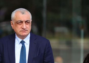 ხელისუფლება ახდენს ეკლესიის დისკრედიტაციას, ყველა ნორმალურ ქვეყანაში პრემიერ-მინისტრი და სუს-ის ხელმძღვანელი გადადგებოდა – მამუკა ხაზარაძე